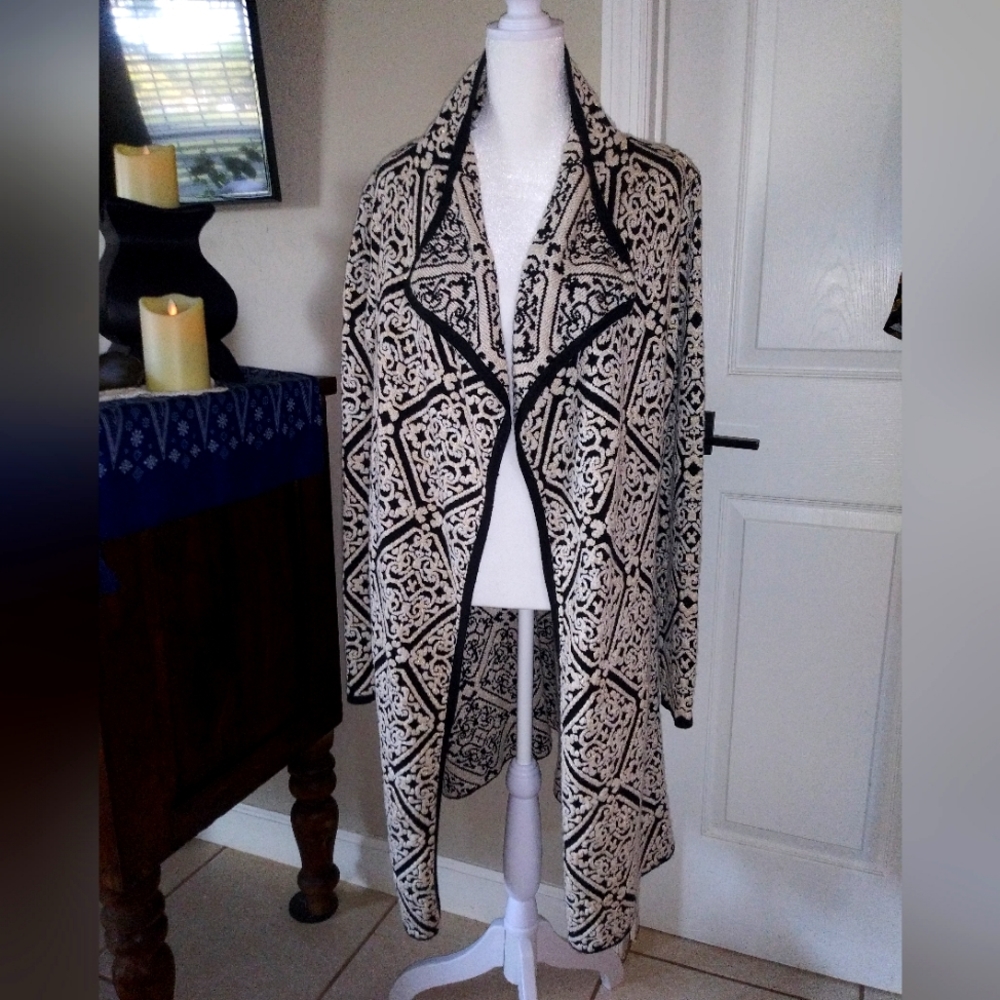Beni Vie Black Tan & Gold Sweater Coat Duster Size Medium LIKE NEW